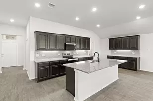 7816 Kingfisher Rd, Aubrey, TX 76227 - Photo 5