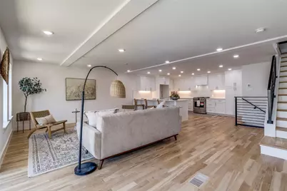 4701 San Jacinto Street #104, Dallas, TX 75204 - Photo 5