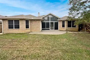 2601 Crestwood Dr, Burleson, TX 76028 - Photo 5