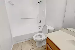 2601 Crestwood Dr, Burleson, TX 76028 - Photo 9