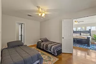 1522 Oakwood Dr, Denton, TX 76205 - Photo 17