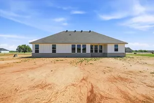 113 Cattleman Dr, Poolville, TX 76487 - Photo 35