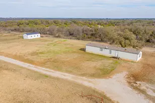 11175 Light Rd, Lipan, TX 76462 - Photo 33