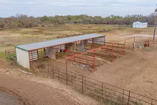11175 Light Rd, Lipan, TX 76462 - Photo 31