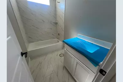 105 Cattleman Drive, Springtown, TX 76082 - Photo 7