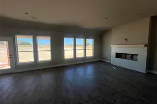 105 Cattleman Dr, Springtown, TX 76082 - Photo 5