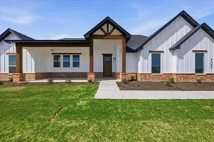 105 Cattleman Dr, Poolville, TX 76082 - Photo 1