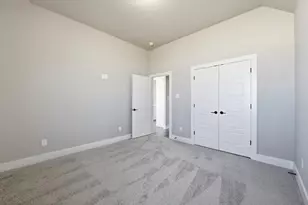 105 Cattleman Dr, Poolville, TX 76082 - Photo 27