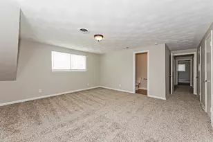 902 Poinsettia Dr, Lancaster, TX 75146 - Photo 7