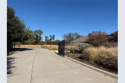 8089 Rabbit Drive, Frisco, TX 75034 - Photo 13