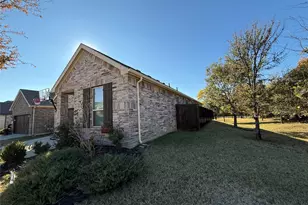 8089 Rabbit Dr, Frisco, TX 75034 - Photo 3