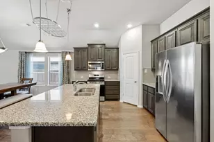 6369 Red Cliff Dr, Fort Worth, TX 76179 - Photo 5