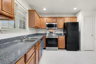 1417 Hamburg St, Dallas, TX 75215 - Photo 9