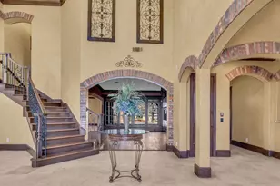 2741 Lonesome Dove Rd, Grapevine, TX 76092 - Photo 5