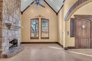 2741 Lonesome Dove Rd, Grapevine, TX 76092 - Photo 9