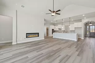 636 Red Maple Rd, Waxahachie, TX 75165 - Photo 13