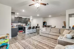 8366 Slowburn Dr, Garland, TX 75043 - Photo 11