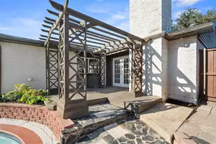 2008 E Peters Colony Rd, Carrollton, TX 75007 - Photo 21