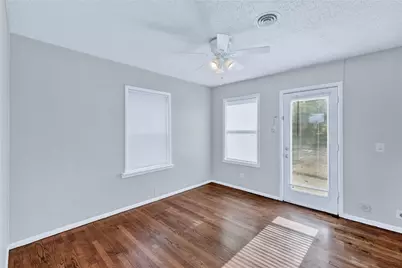 4208 Huckleberry Circle, Dallas, TX 75216 - Photo 23