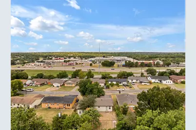 4208 Huckleberry Circle, Dallas, TX 75216 - Photo 29