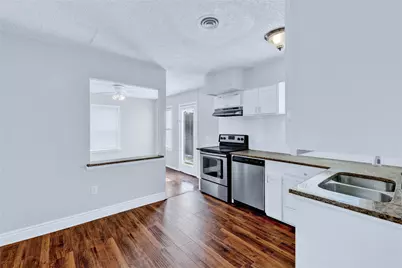 4208 Huckleberry Circle, Dallas, TX 75216 - Photo 19