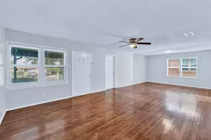 4208 Huckleberry Cir, Dallas, TX 75216 - Photo 9