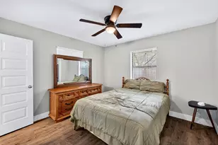 604 E Summit St, Sherman, TX 75090 - Photo 13