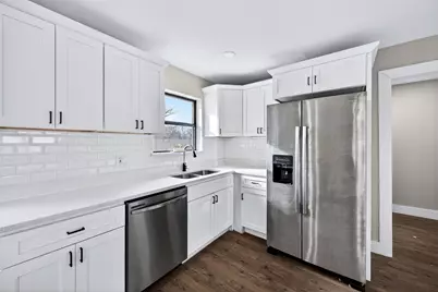 604 E Summit Street, Sherman, TX 75090 - Photo 9