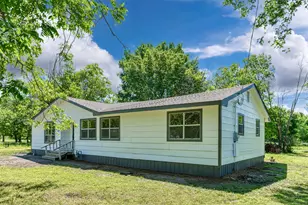 103 Ivy St, Goodlow, TX 75144 - Photo 3