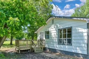 103 Ivy St, Goodlow, TX 75144 - Photo 5