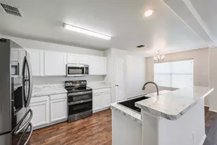 7500 Lazy Spur Blvd, Fort Worth, TX 76131 - Photo 13