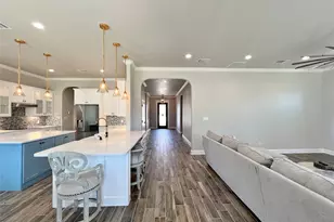 101 Hearthstone Ct, Weatherford, TX 76087 - Photo 3