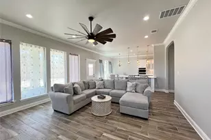 101 Hearthstone Ct, Weatherford, TX 76087 - Photo 5