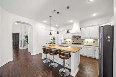 2242 Legacy Trail, Irving, TX 75063 - Photo 11