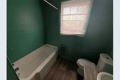 511 Woodlawn Street, Henderson, TX 75652 - Photo 21