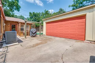 214 S Briscoe Boulevard, Dallas, TX 75211 - Photo 27