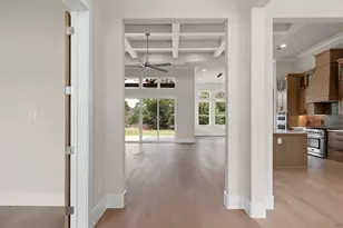 2300 Candlestick Dr, Granbury, TX 76049 - Photo 5