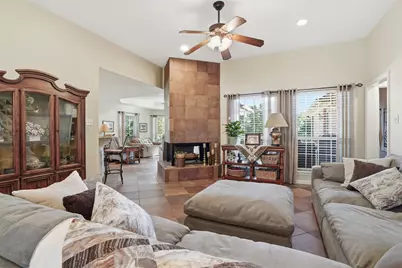 3300 Hummingbird Court, Granbury, TX 76049 - Photo 21