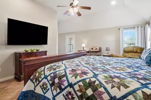 3300 Hummingbird Ct, Granbury, TX 76049 - Photo 17