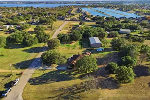 3300 Hummingbird Ct, Granbury, TX 76049 - Photo 33