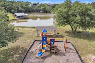 2512 San Gabriel Dr, Granbury, TX 76048 - Photo 23