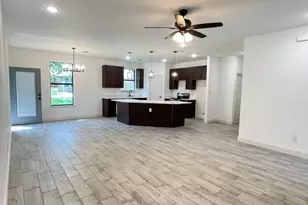 2512 San Gabriel Dr, Granbury, TX 76048 - Photo 5