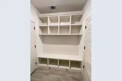 2512 San Gabriel Drive, Granbury, TX 76048 - Photo 7