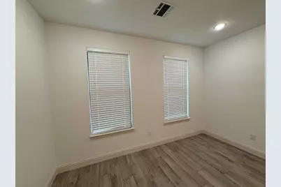 2512 San Gabriel Drive, Granbury, TX 76048 - Photo 9