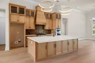 2416 Candlestick Dr, Granbury, TX 76049 - Photo 11