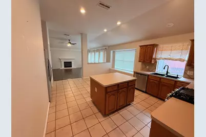 4908 Woodmeadow Drive, Fort Worth, TX 76135 - Photo 5