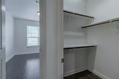 602 Arbol, Irving, TX 75039 - Photo 9