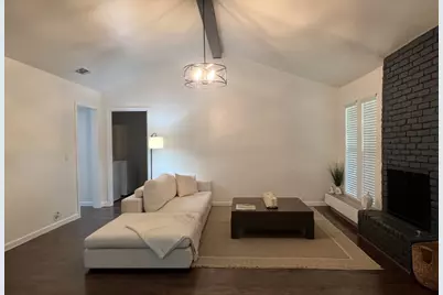 1831 Kensington Drive, Carrollton, TX 75007 - Photo 5