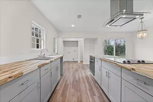 711 E Cowan Ave, Mart, TX 76664 - Photo 23