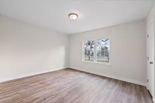 711 E Cowan Ave, Mart, TX 76664 - Photo 27